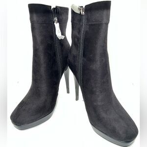 BETSY Black Suede Stiletto Heels Booties Size 8 New With Box